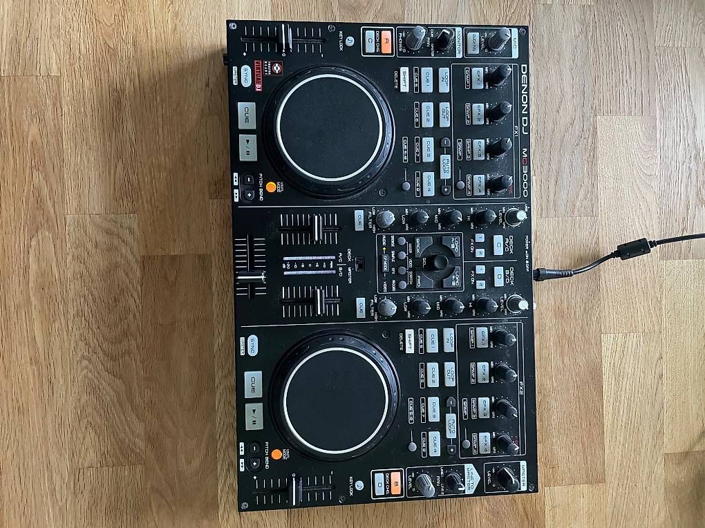 Mischpulte: DENON DJ MC3000 Midi 2 Kanal 4 Deck Controller – Gebraucht aus Stäfa von tin_6h8x 1