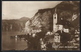Flüelen, an der Kirche mit Blick gegen 