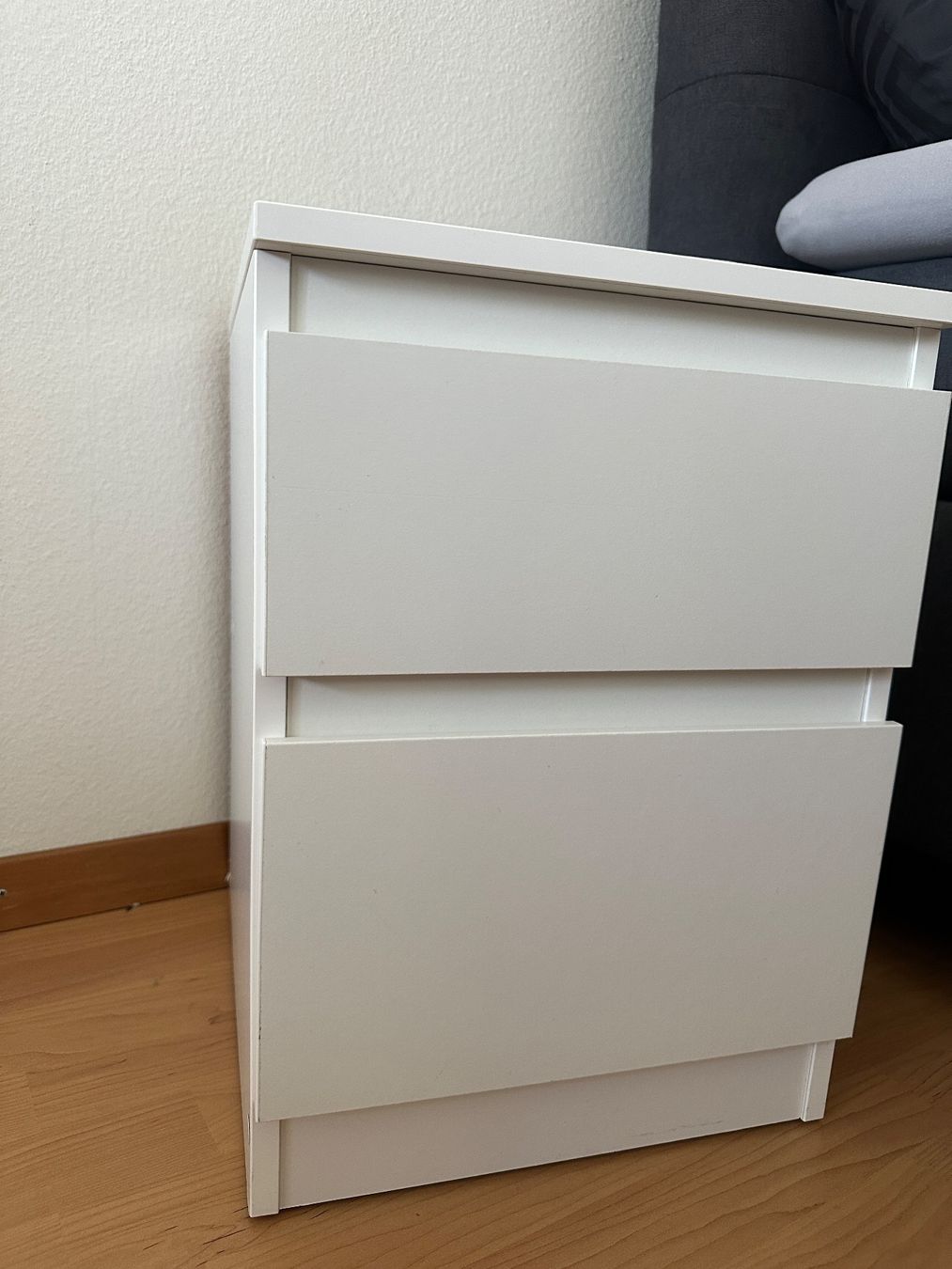 Ikea Comodini: 2 Stück Ikea Malm Nachttisch weiss – Usato da Winterthur venduto da fat_d6sb