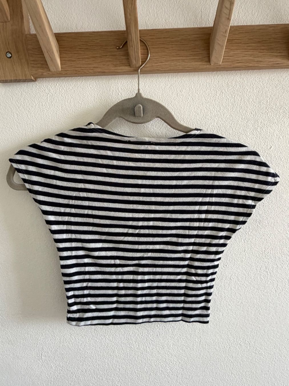 Zara T-shirt: Zara strips t shirt – Usato da Winterthur venduto da 200_g8ht 1