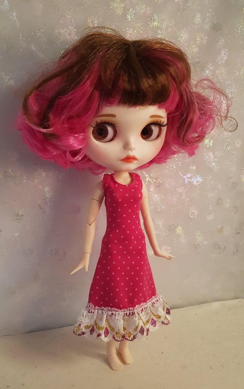 Bambole: Blythe Kleid – Nuovo (secondo la descrizione) da Lachen SZ venduto da Sakura4hime 1