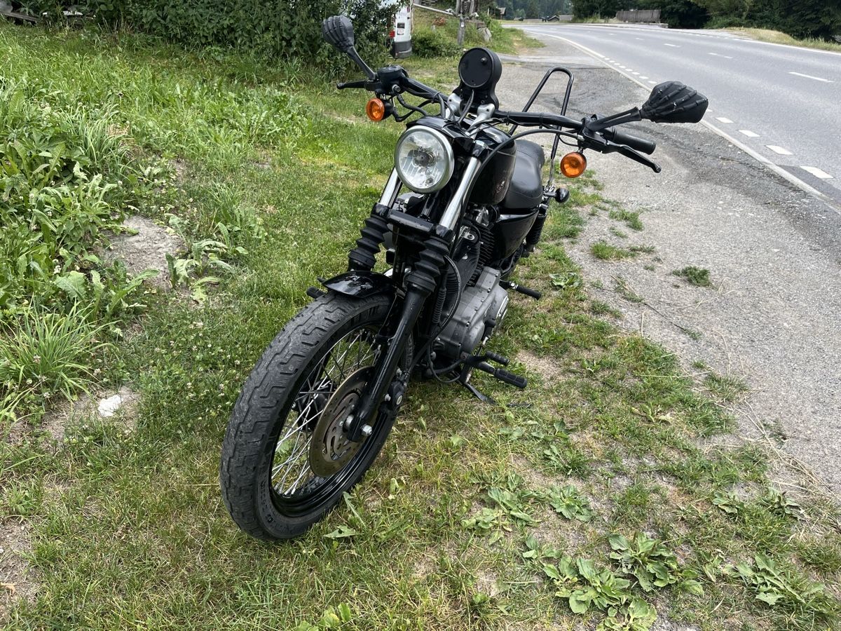 Harley-Davidson Chopper: Harley Davidson Sportster Nightster – Usato da La Tour / VS venduto da patoye 3
