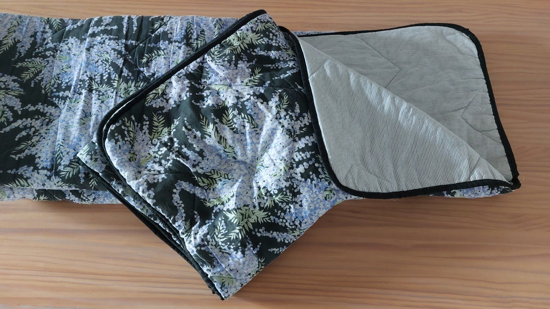 Coperte: Warme Bettdecke – Usato da Spiez venduto da Martebar 2