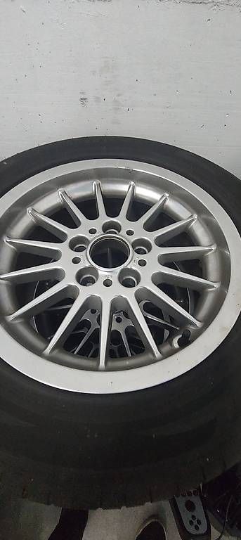 BMW Pneus & Kompletträder: BMW Felgen mit Bereifung – Gebraucht aus Weinfelden von Dtanimals226 2
