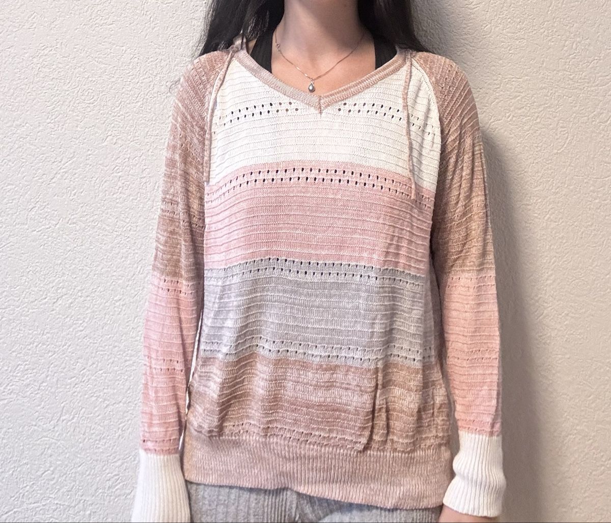 Maglioni & Felpe: Kapuzenpullover leicht Pastellfarben ab 1 Fr. – Nuovo (secondo la descrizione) da Landquart venduto da Happyhippo42