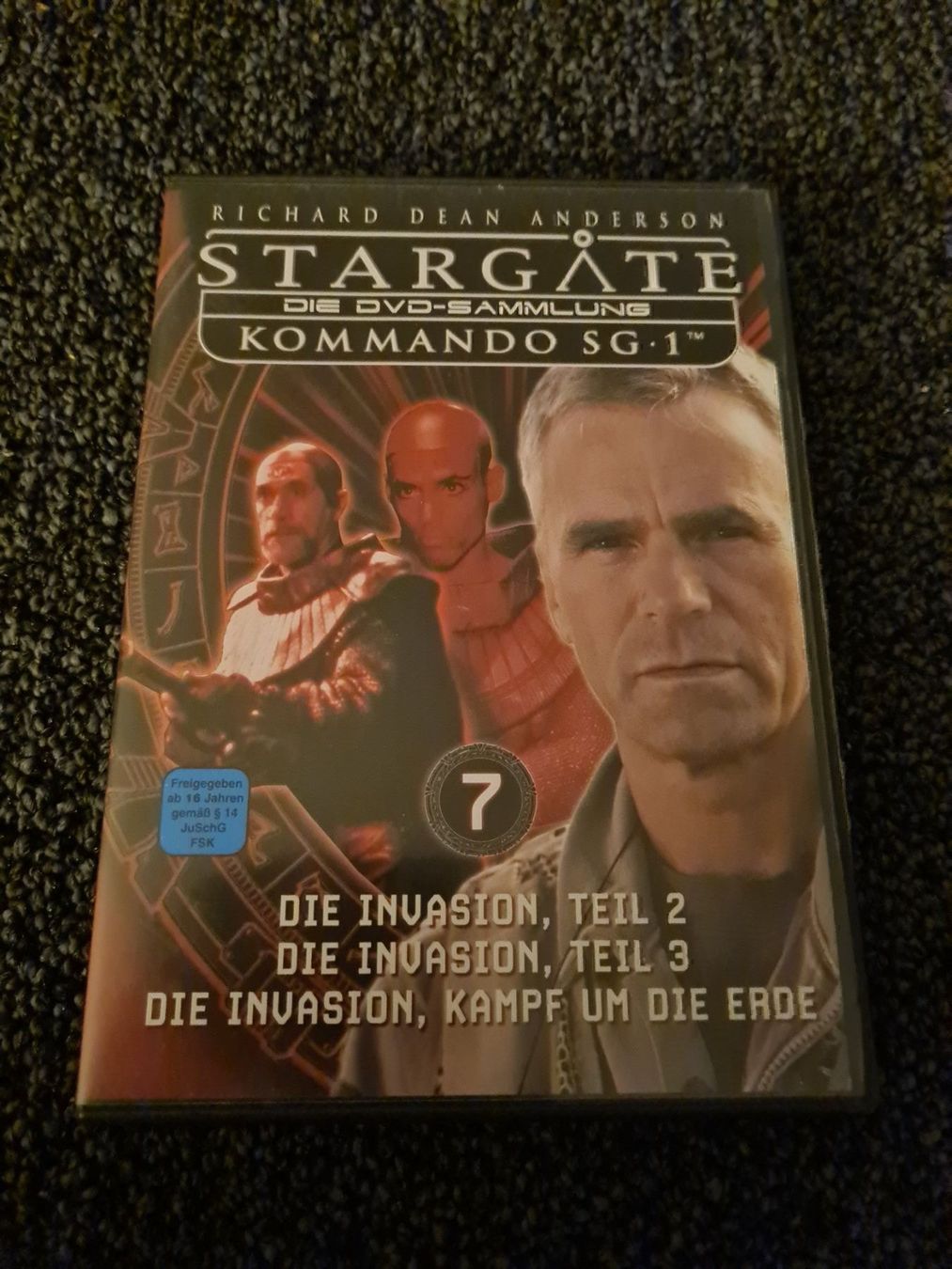 Tutti i DVDs: STARGATE KOMMANDO SG1 1.7,2.7 – Usato da Ruswil venduto da jan_bxl5