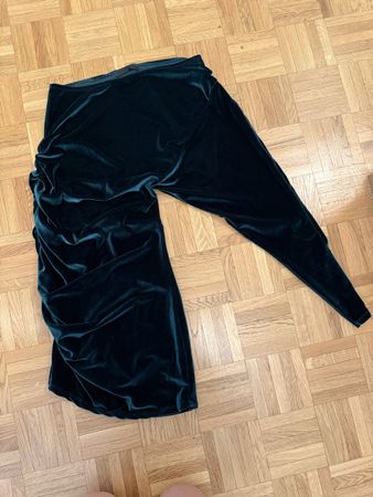 Dark green velvet dress size XS