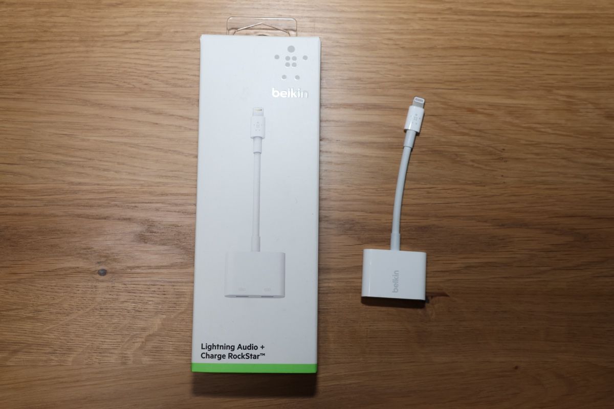 Belkin Laufwerke & Adapter: Belkin Lightning Audio + Charge Rockstar Adapter – Gebraucht aus St. Gallen von UsDeSchwiz