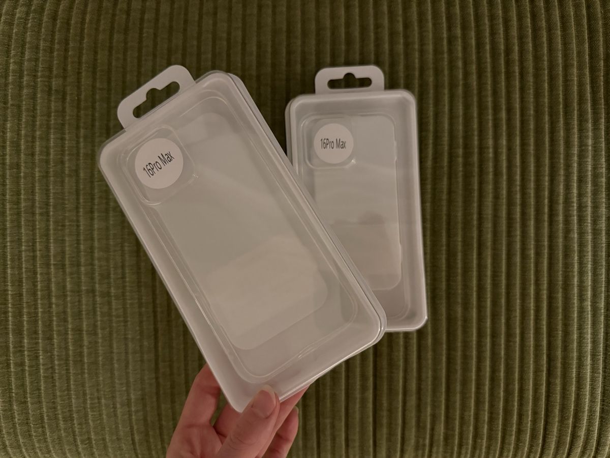 Apple Covers & Schutzfolien: IPhone 16 Max Transparent Case 2x – Neu und originalverpackt aus Biel/Bienne von emm_5fdh 1