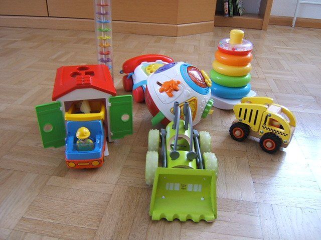 Spielzeuge: Diverse Spielsachen – Gebraucht aus Allschwil von momo4444 1