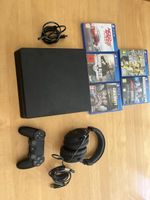 PlayStation 4 mit Games & Controller