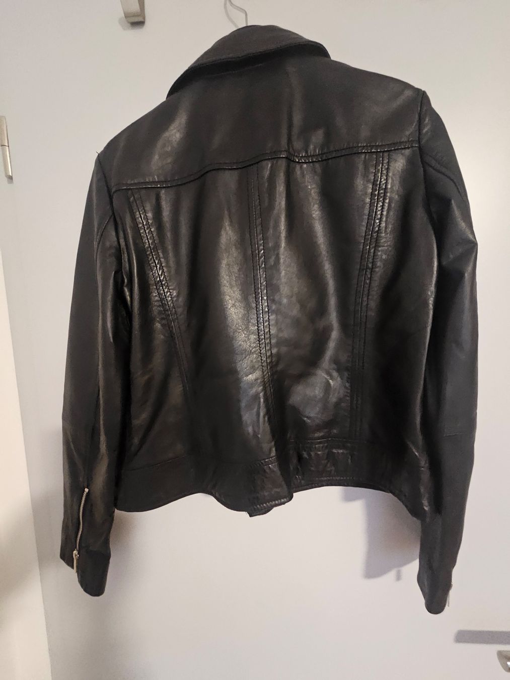 Mango Giacche: Blouson cuir Mango – Nuovo (secondo la descrizione) da Château-d'Oex venduto da bla_b6mv 3