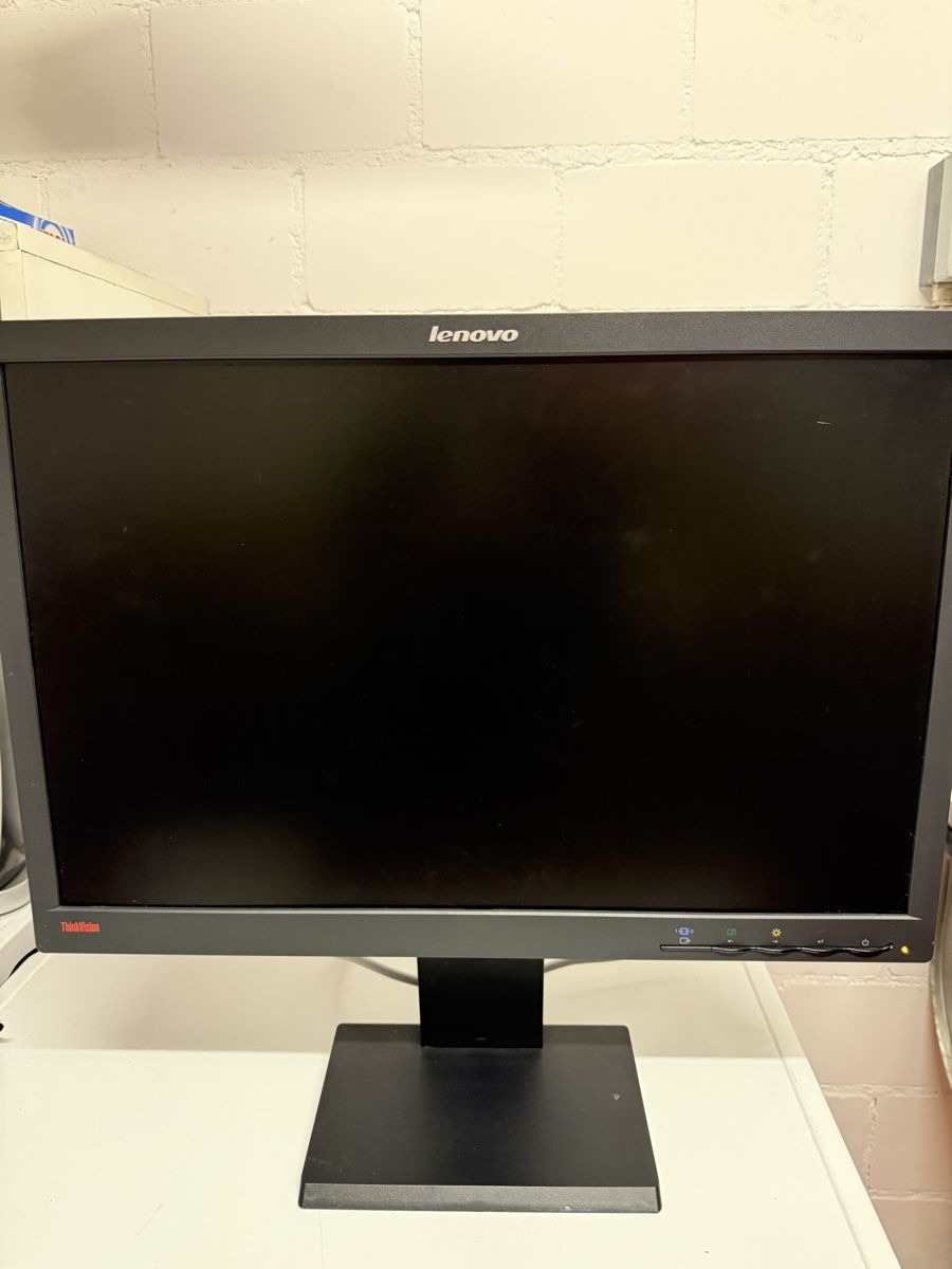 Lenovo Monitor: Bildschirm Lenovo – Usato da Uster venduto da dia_9hl9 5