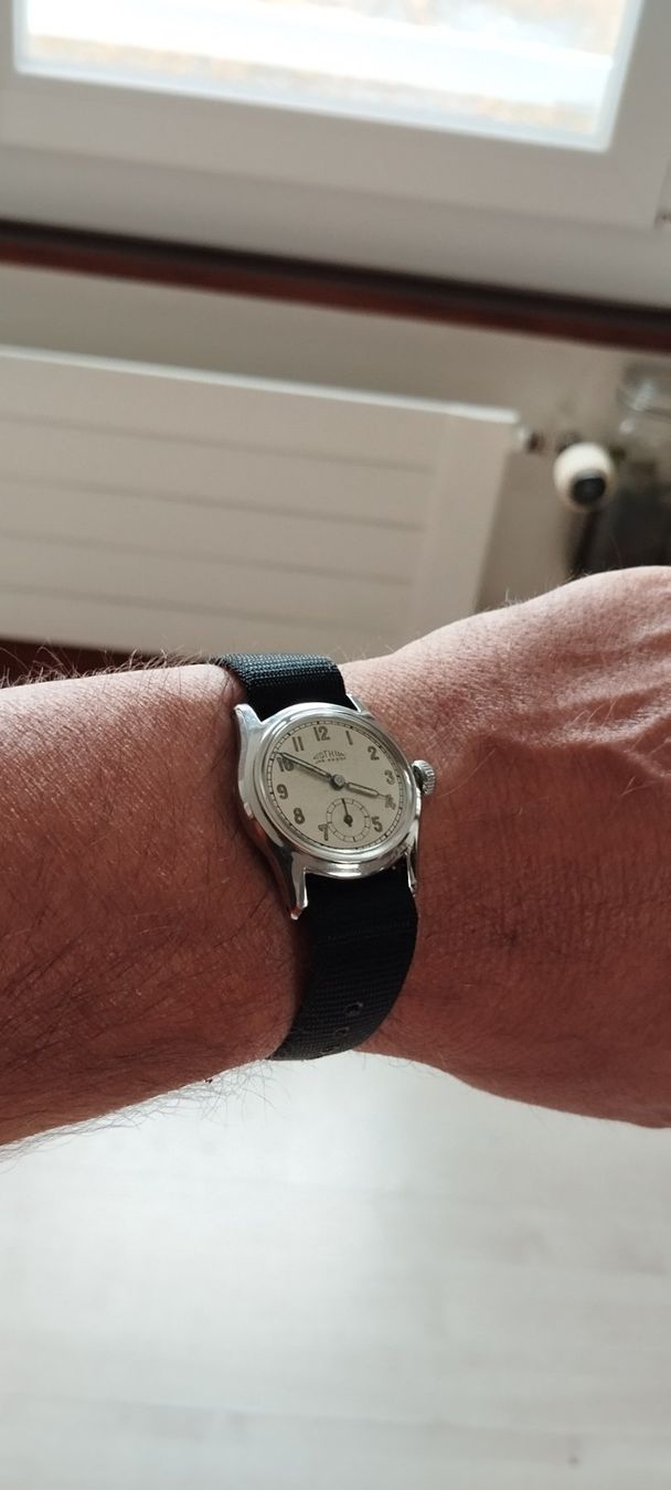Orologi: Montre gothic années 40's – Usato da La Chaux-de-Fonds venduto da jac_9llg 7