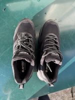 Hi-Tec x  Sportschuh von Ohyso, Gr. 40 für Sie und Ihn