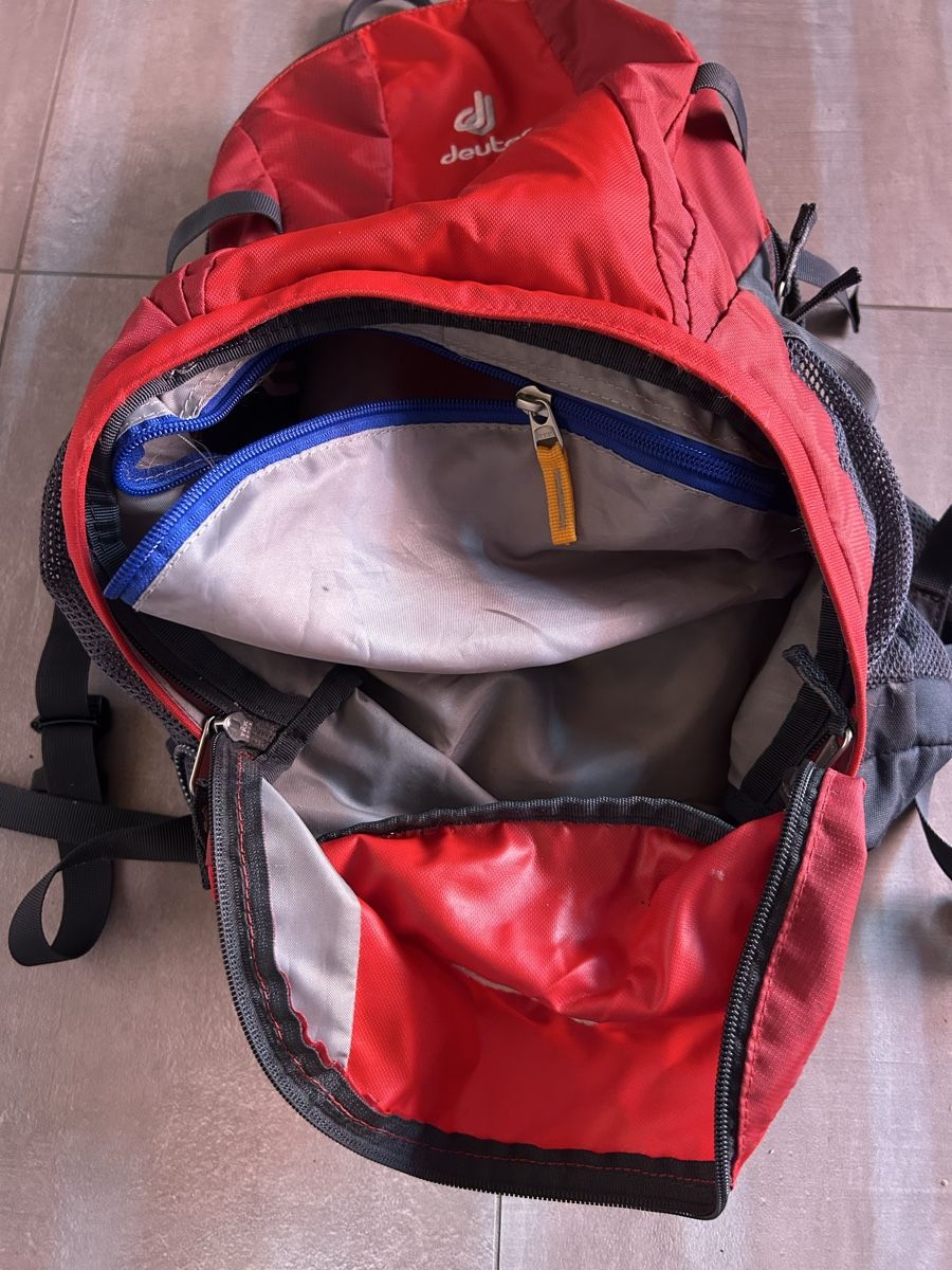 Deuter Zaini: Deuter AC SPHERIC 25 Backpack Red Great for Hiking! – Usato da Zürich venduto da chi_7k5b 4