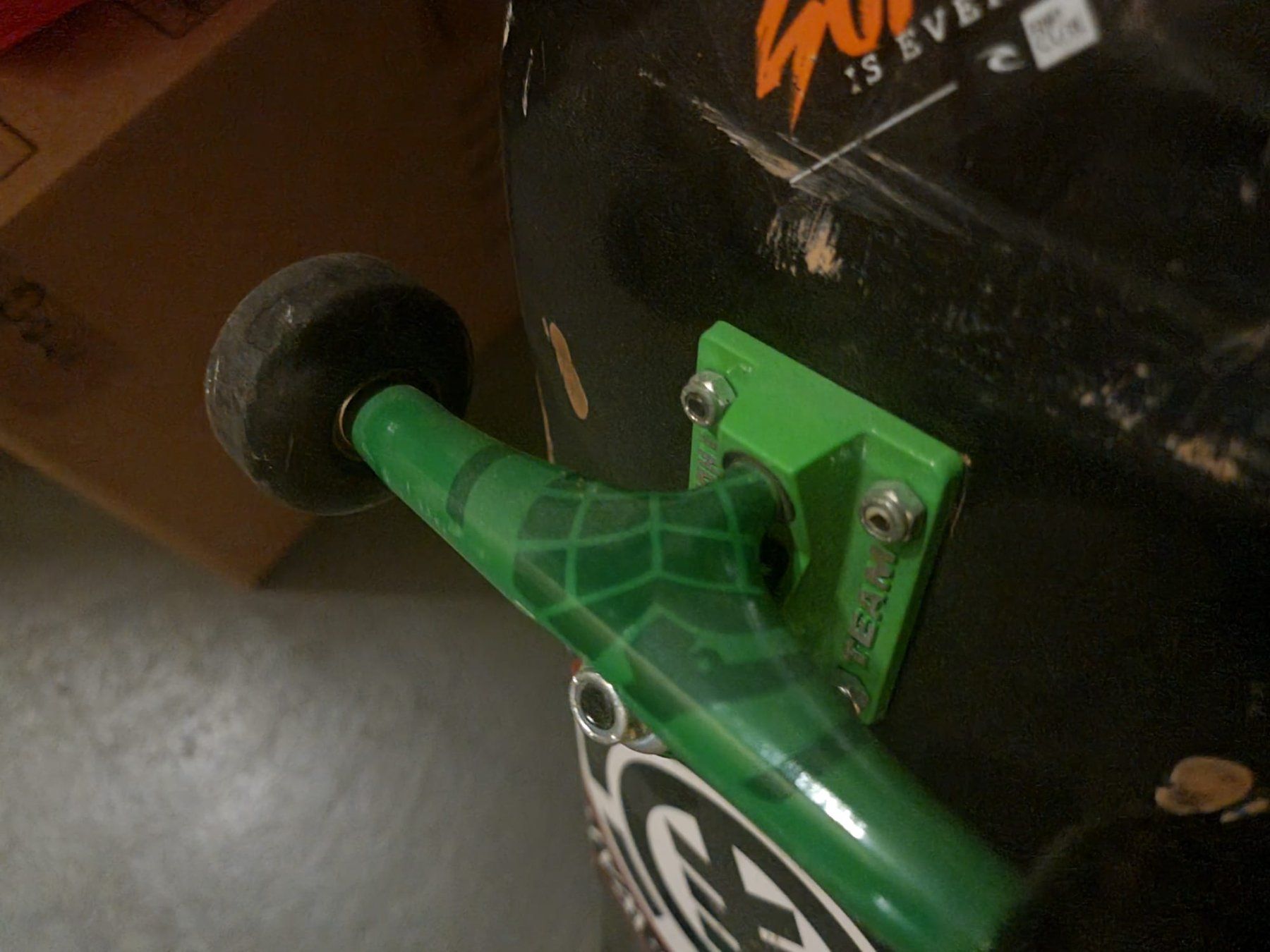 Element Skateboards: Skateboard Element – Usato da Granges-Paccot venduto da Im2Fresh4You 1