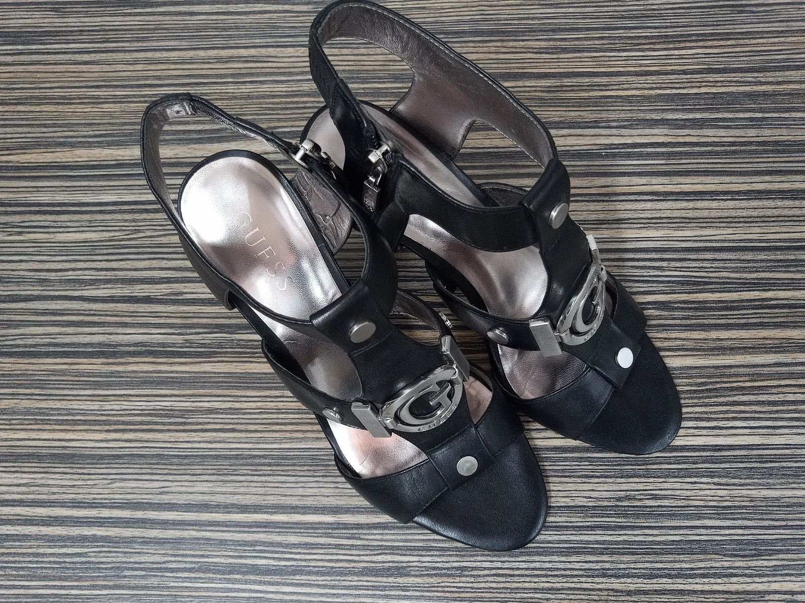 Guess Scarpe da donna: Guess High Heels Gr. 38 Absatz 9cm – Usato da Reiden venduto da Zofi-Brocki 3