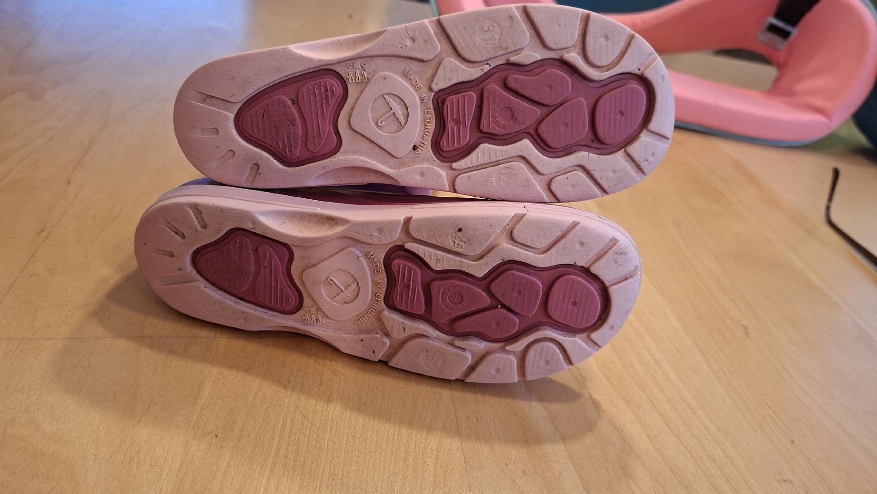 Chaussures filles: Regenstiefel Grösse 31 – D'occasion à Marthalen par Janine1943 2