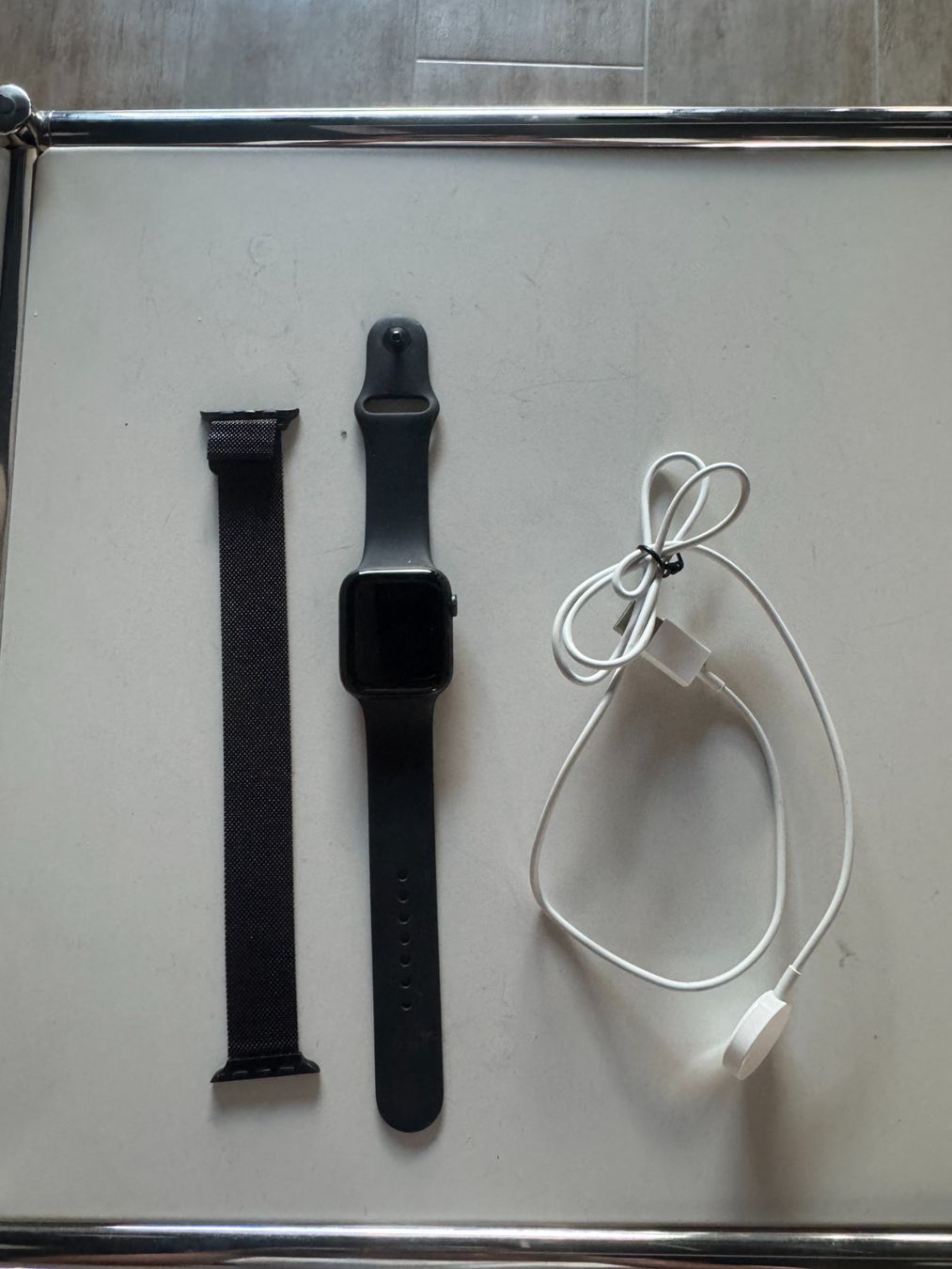 Apple Smartwatch: Apple Watch Series 5 44 mm – Usato da Brunnen venduto da inko12gnito