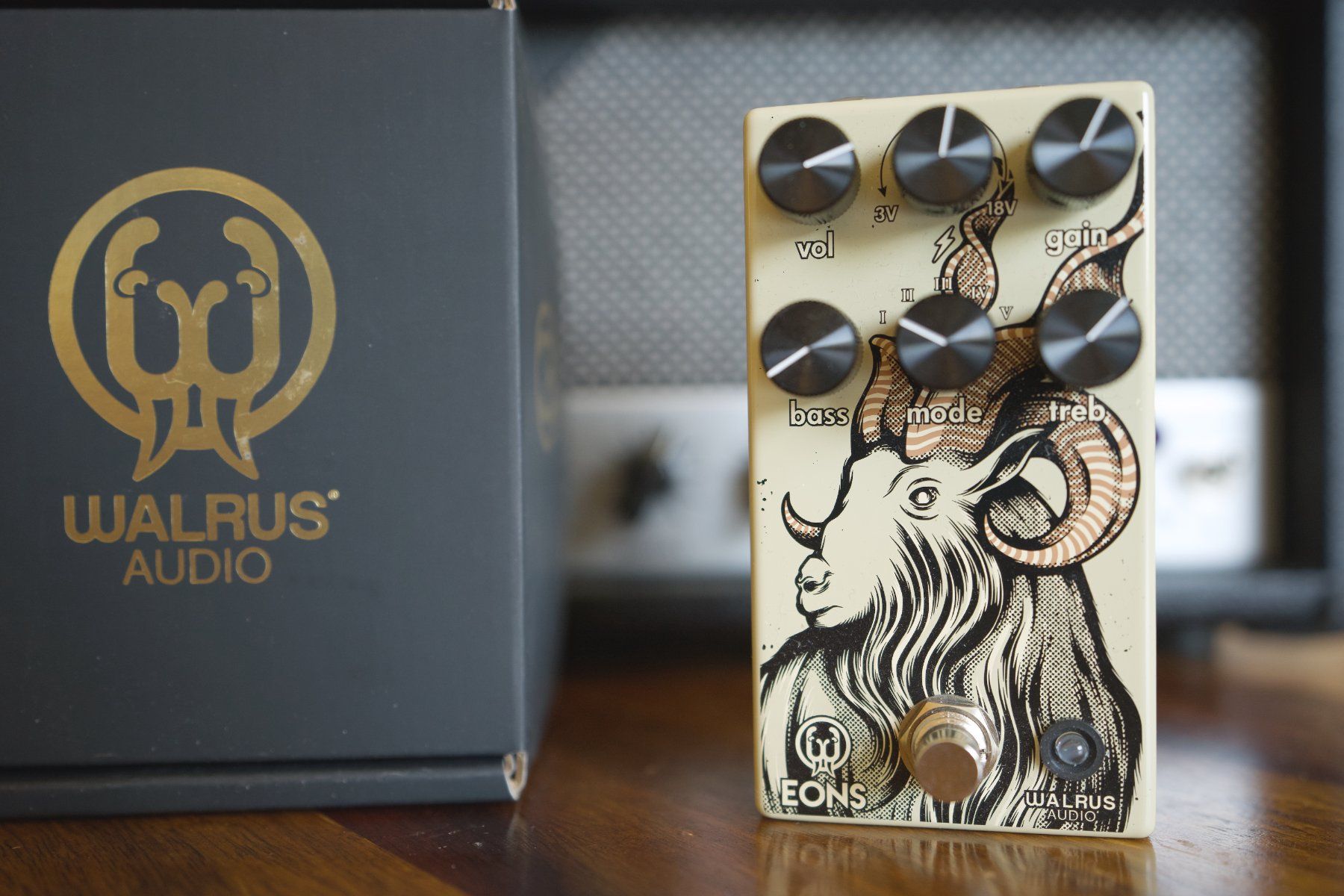 Victory Amplificateurs: Victory The Deputy Head & Walrus Eons Five State Fuzz – D'occasion à Oberwil BL par dum_772f 1