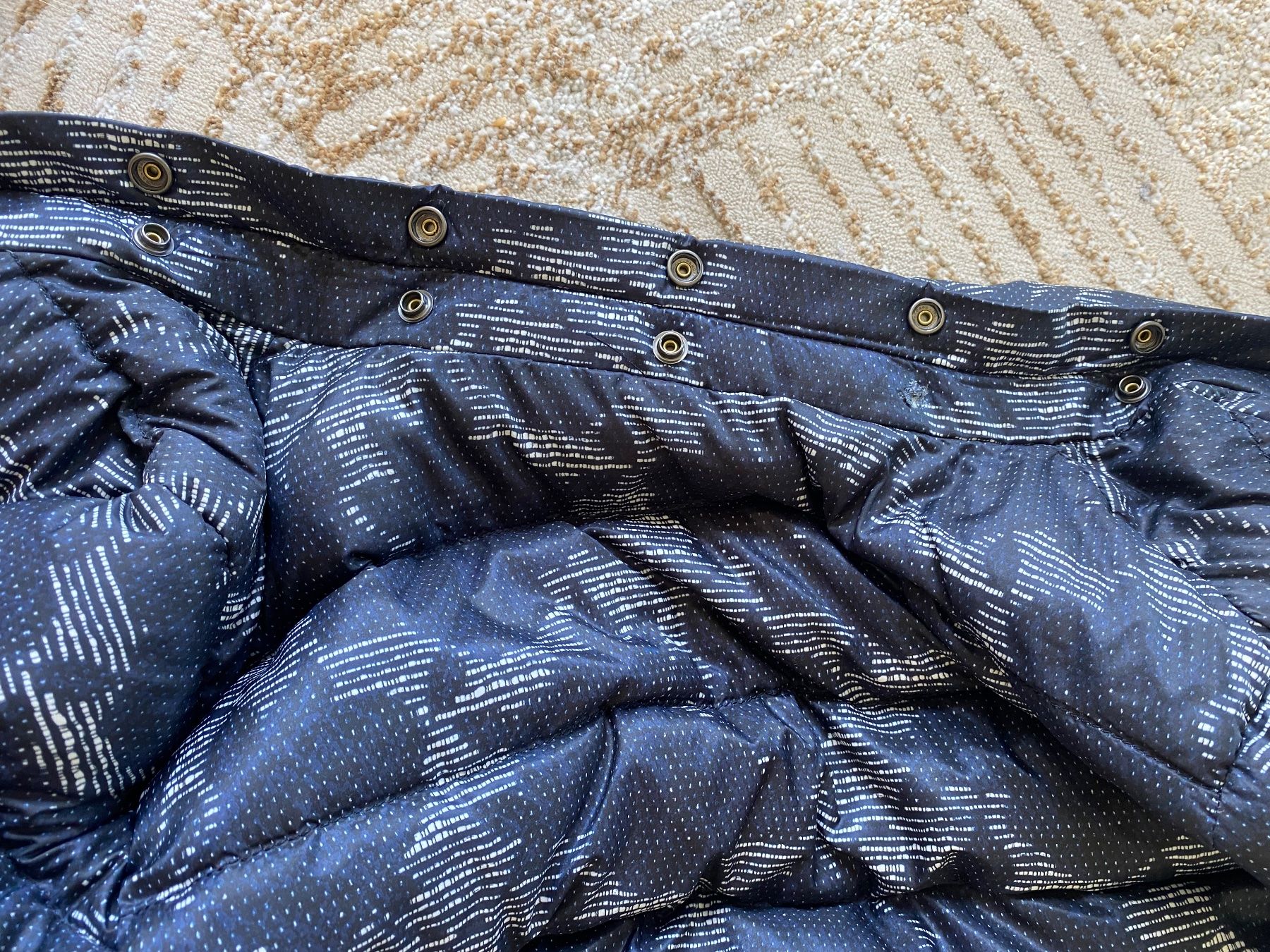Max Mara Jacken: WEEKEND Max Mara down jacket with adjustable fur – Gebraucht aus Kilchberg ZH von roz_qcj7 3