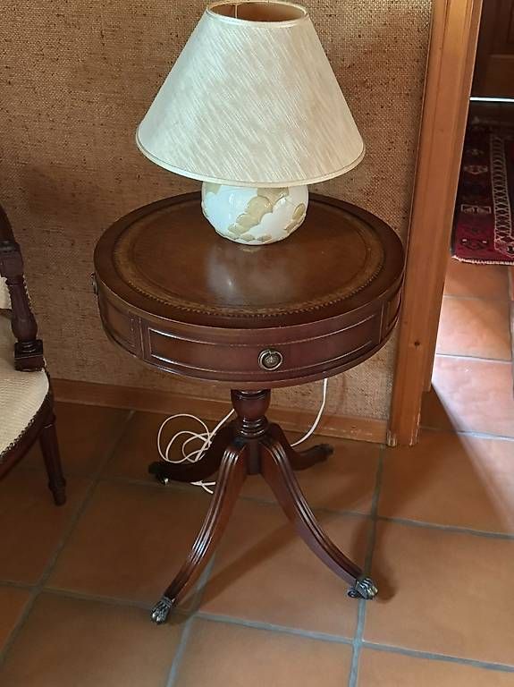Tavoli: Table - Guéridon ancien – Usato da Martigny venduto da Gisleca