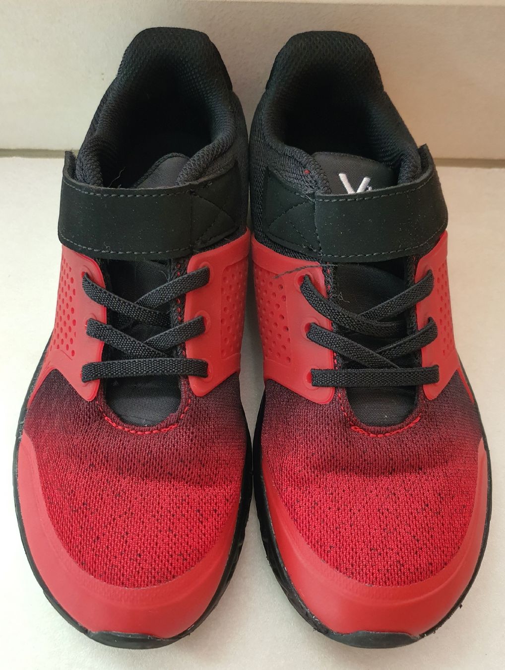 Scarpe per ragazzi: Baskets gym semelle non marquante pointure 36 – Nuovo (secondo la descrizione) da Vouvry venduto da Arwenne 2