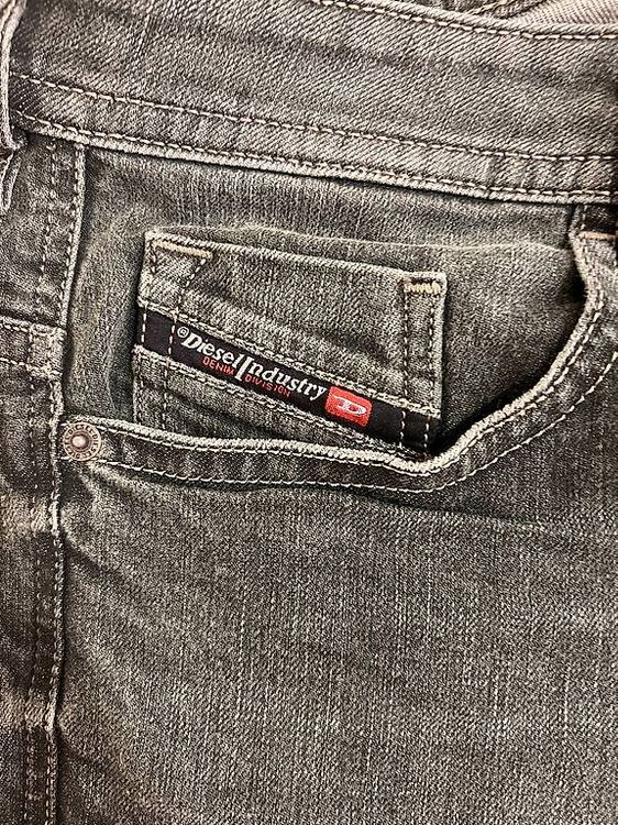 Diesel Jeans: Diesel Herren Jeans W31 L34 – Usato da Kilchberg ZH venduto da SyFo286 1