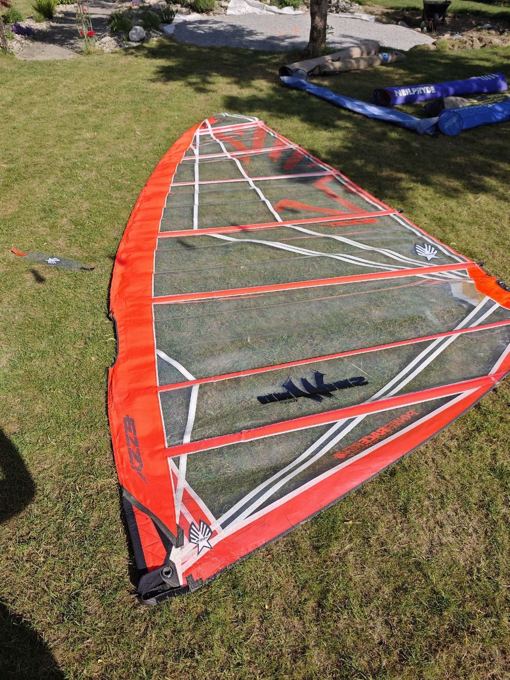 Surf: Windsurfsegel Set in verschiedenen Grössen – Usato da Worben venduto da RickSmitth 3