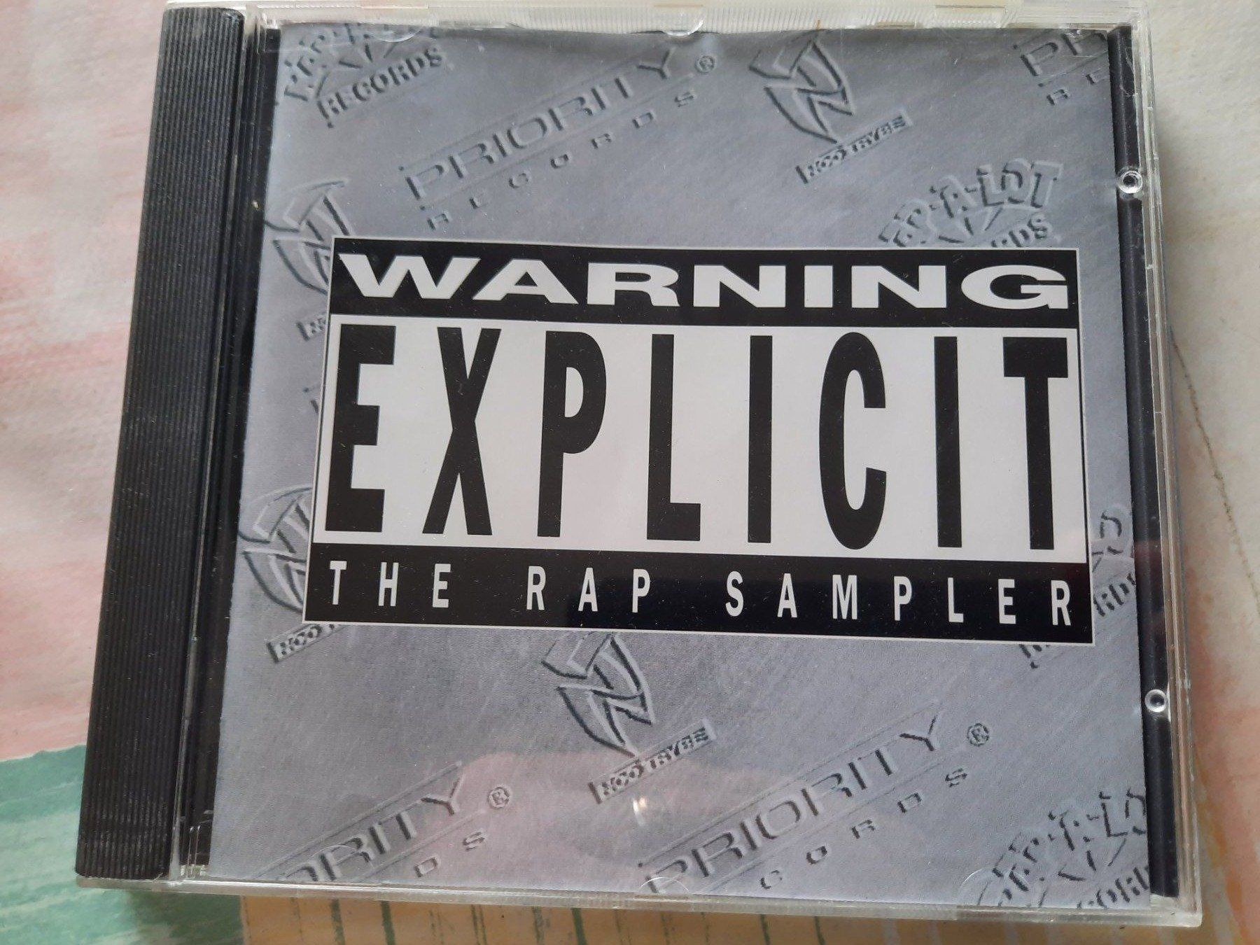 CDs: Cd Warning Explicit - The Rap sampler  – D'occasion à Pully par bro_n52j