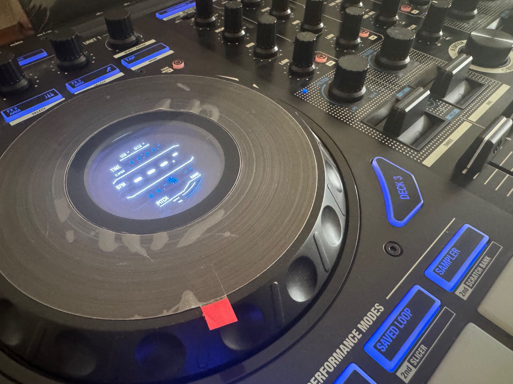 Reloop Console di mixaggio: Reloop Mixon 8 Pro DJ Controller w/ Original Box - Like New – Nuovo (secondo la descrizione) da Henniez venduto da ROCKZILLA 1