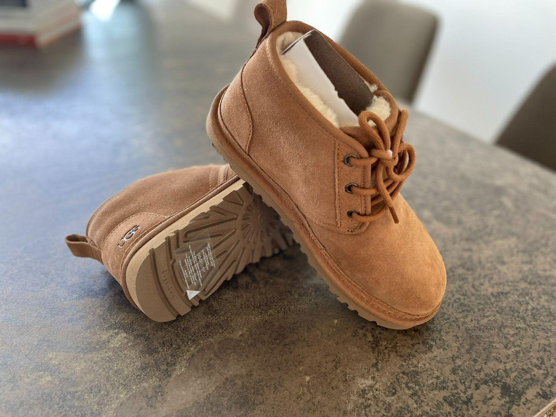 Ugg Scarpe da donna: UGG Femme Botte Neumel – Nuovo e nell'imballaggio originale da Geneve venduto da mge_2pns 2
