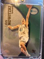 Dirk Nowitzki Dallas Mavericks Trading Card 2001 🚀🏀