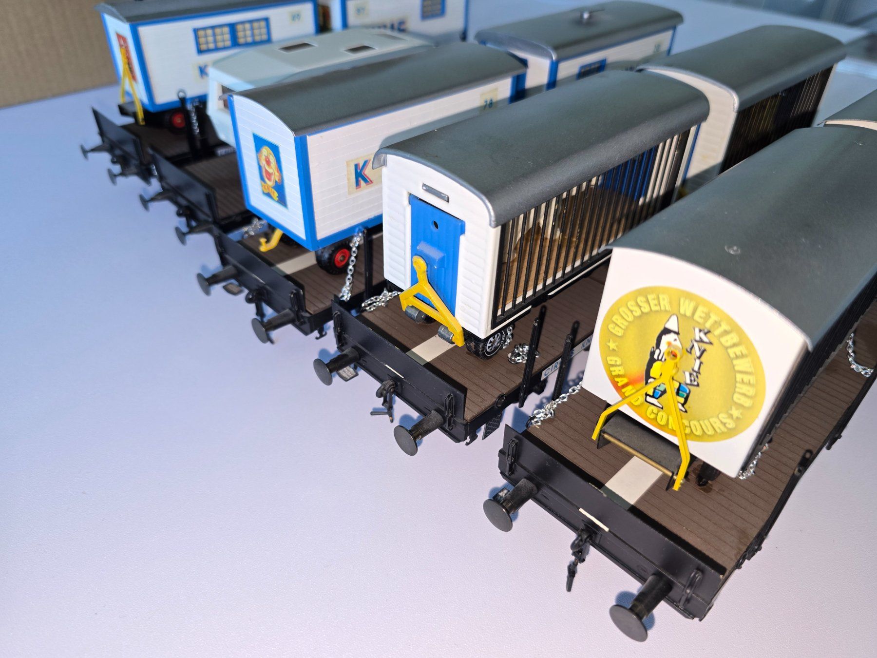 Modelleisenbahnen: Circus Knie, Hermann, Webtrain, Hag, Buco,  2 Leiter  = – Gebraucht aus Kloten von Nicola2 7