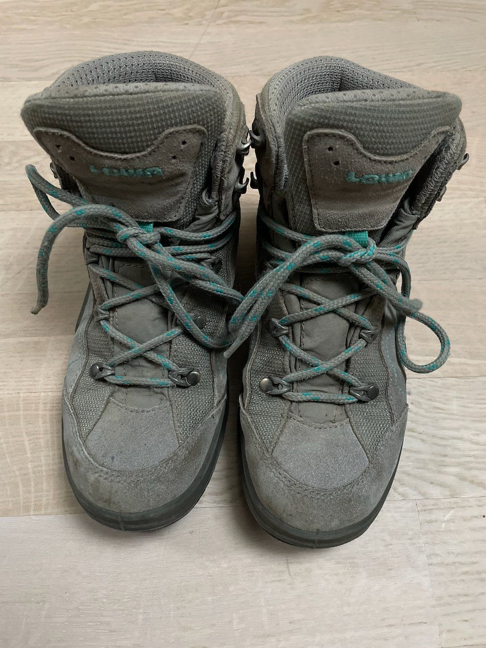 Lowa Scarpe per ragazzi: Lowa Wanderschuhe Gore-Tex (Grösse 34) – Usato da Zürich venduto da 0parker0