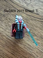 Lego Star Wars Figur Ahsoka Tano mit Lichtschwert und Umhang