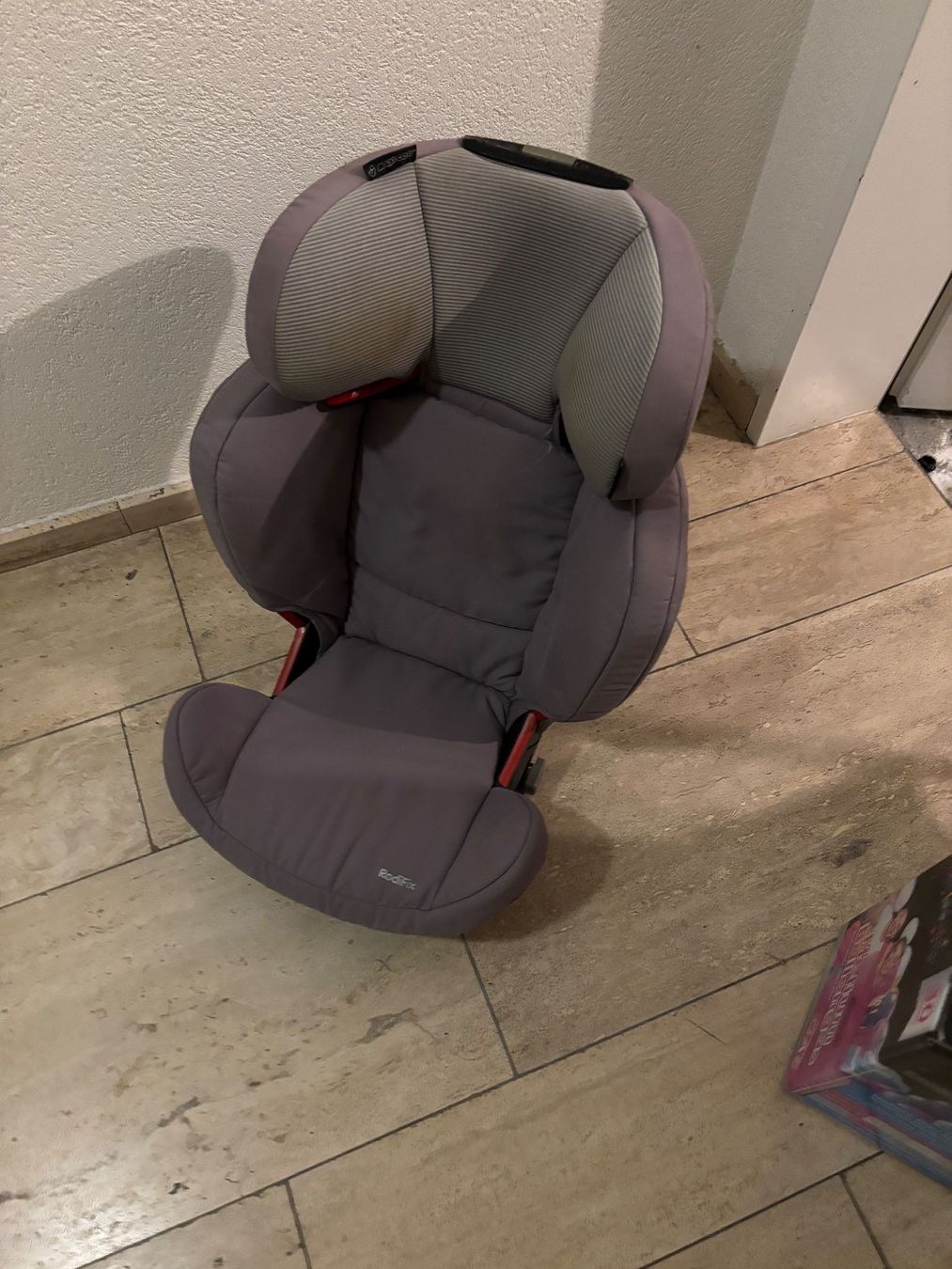 Maxi-Cosi Auto-Kindersitze: Autokindersitz Maxi Cosi Rodi Fix – Gebraucht aus Zürich von Renski 1