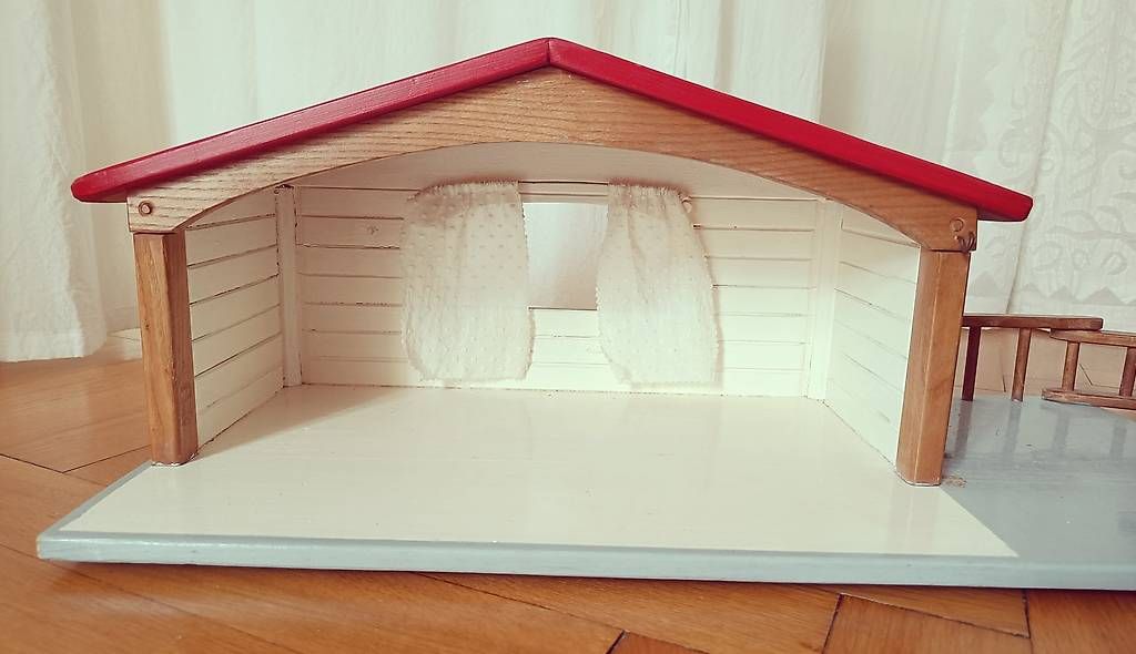 Case e mobili per bambole: Puppenhaus, antik – Usato da Basel venduto da Anna028