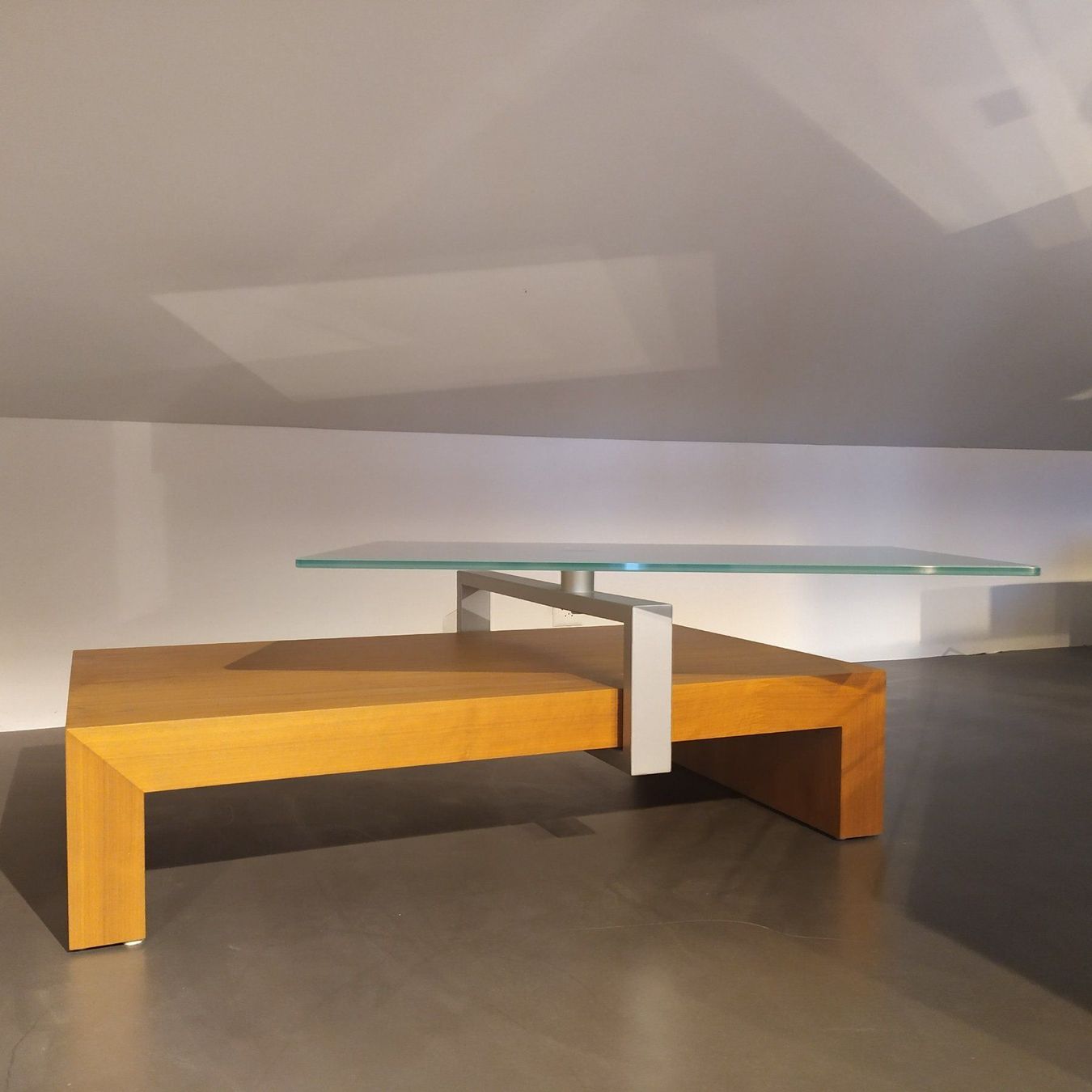 Tavoli: Klubtisch drehbar Nussbaum/Glas – Nuovo (secondo la descrizione) da Kloten venduto da bilgeri01 6