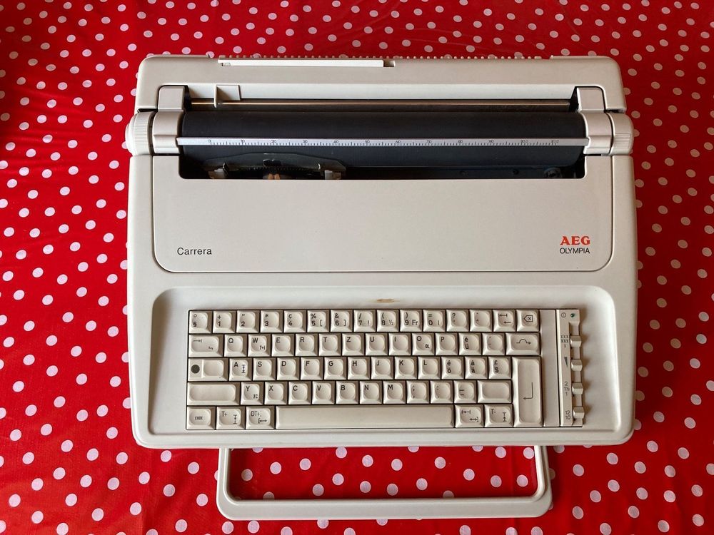 AEG Olympia Schreibmaschine (Gebraucht) in St. Gallen für CHF 55 – mit ...
