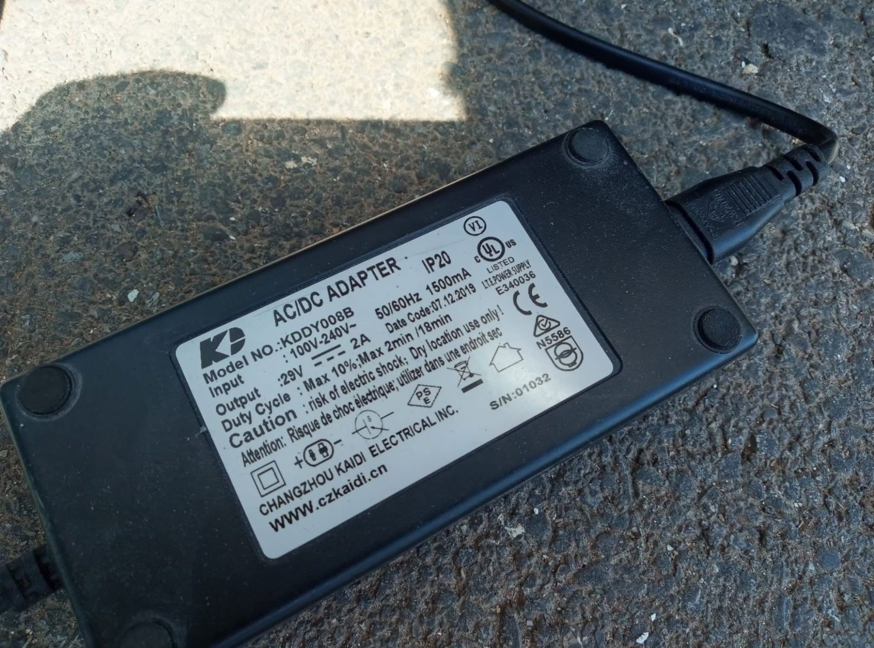 Conforama Divani: Canapé électrique – Usato da Bienne venduto da Daniel_Schader 3