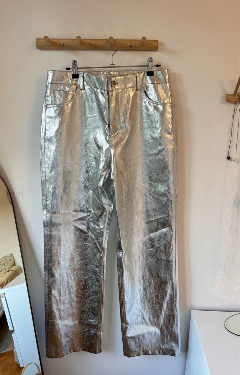 Mango Pantaloni: Mango Metallic Trousers Silver Size 42 Good Condition – Usato da Zürich venduto da and_d7vn 6