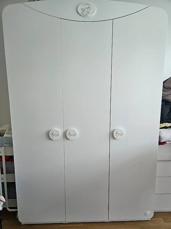 Armadi: Kleiderschrank – Usato da Bern venduto da suzi018