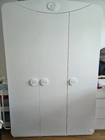 Kleiderschrank