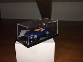 Ferrari California T 1/64 no Mini GT