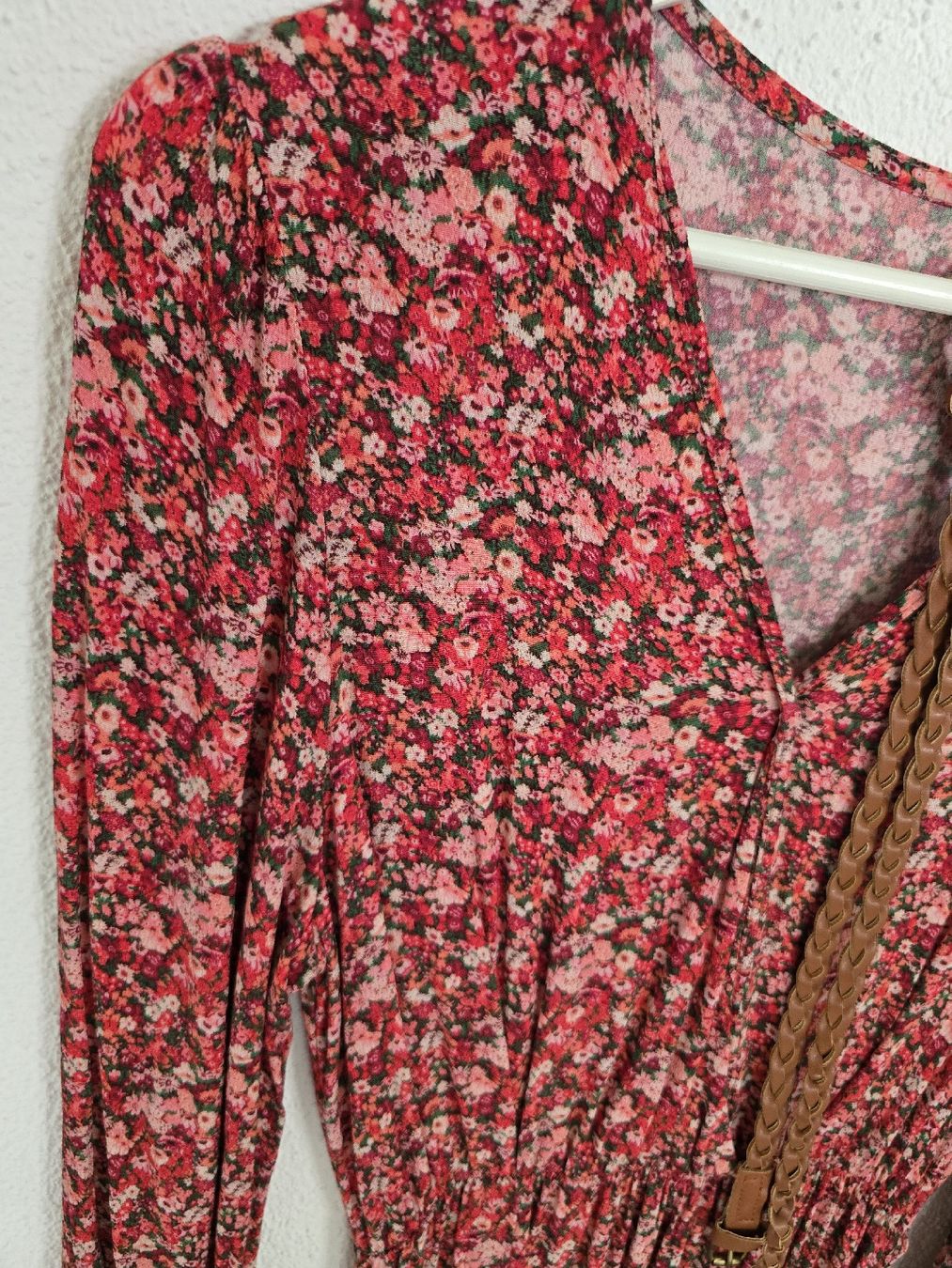 Vestiti: Rotes Sommerkleid mit Blumenmuster, Grösse one Size – Usato da Erschwil venduto da LOLOPE 2