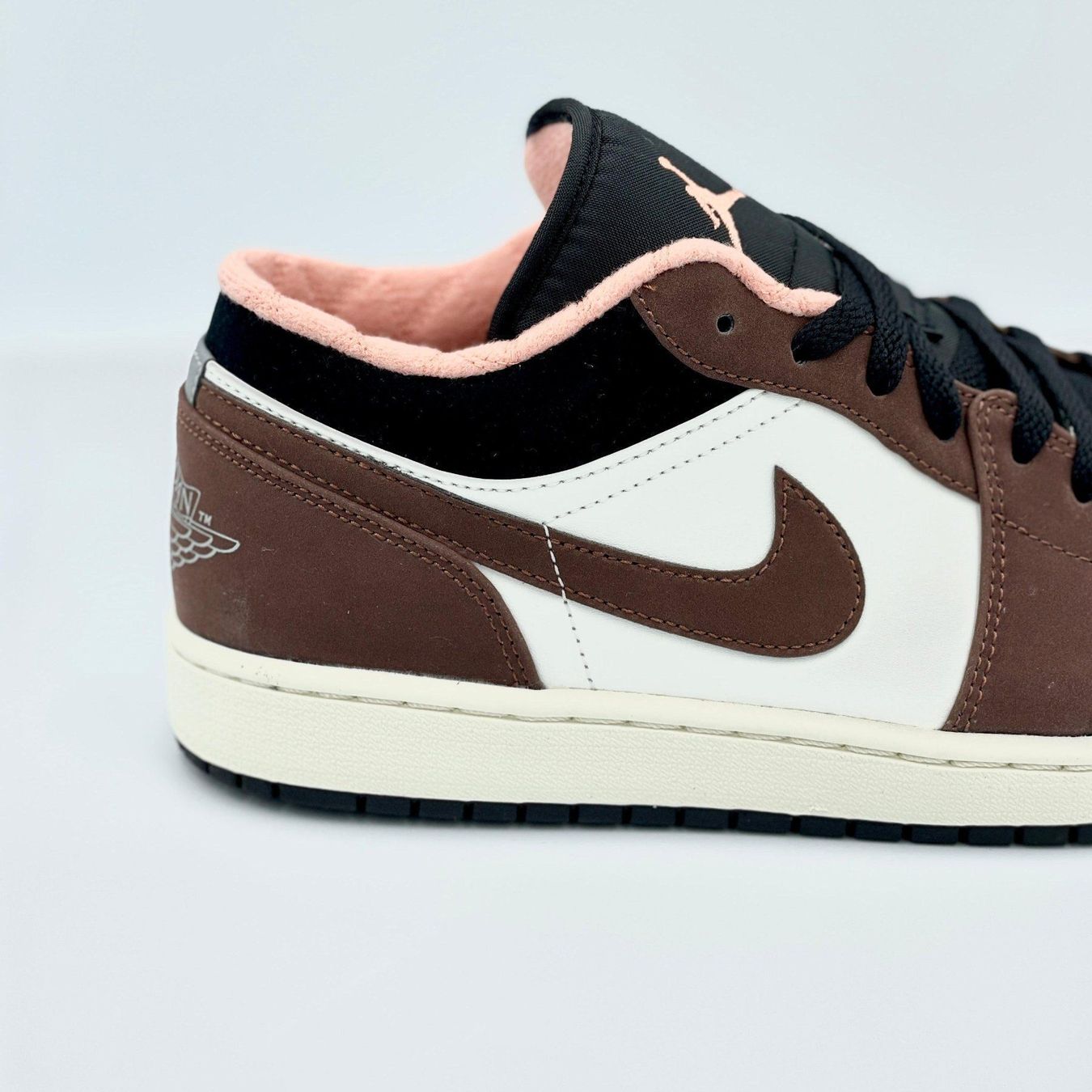 Jordan Herrenschuhe: Jordan 1 Low Mocha EU 42 – Neu und originalverpackt aus Erlinsbach von sasneakers 2