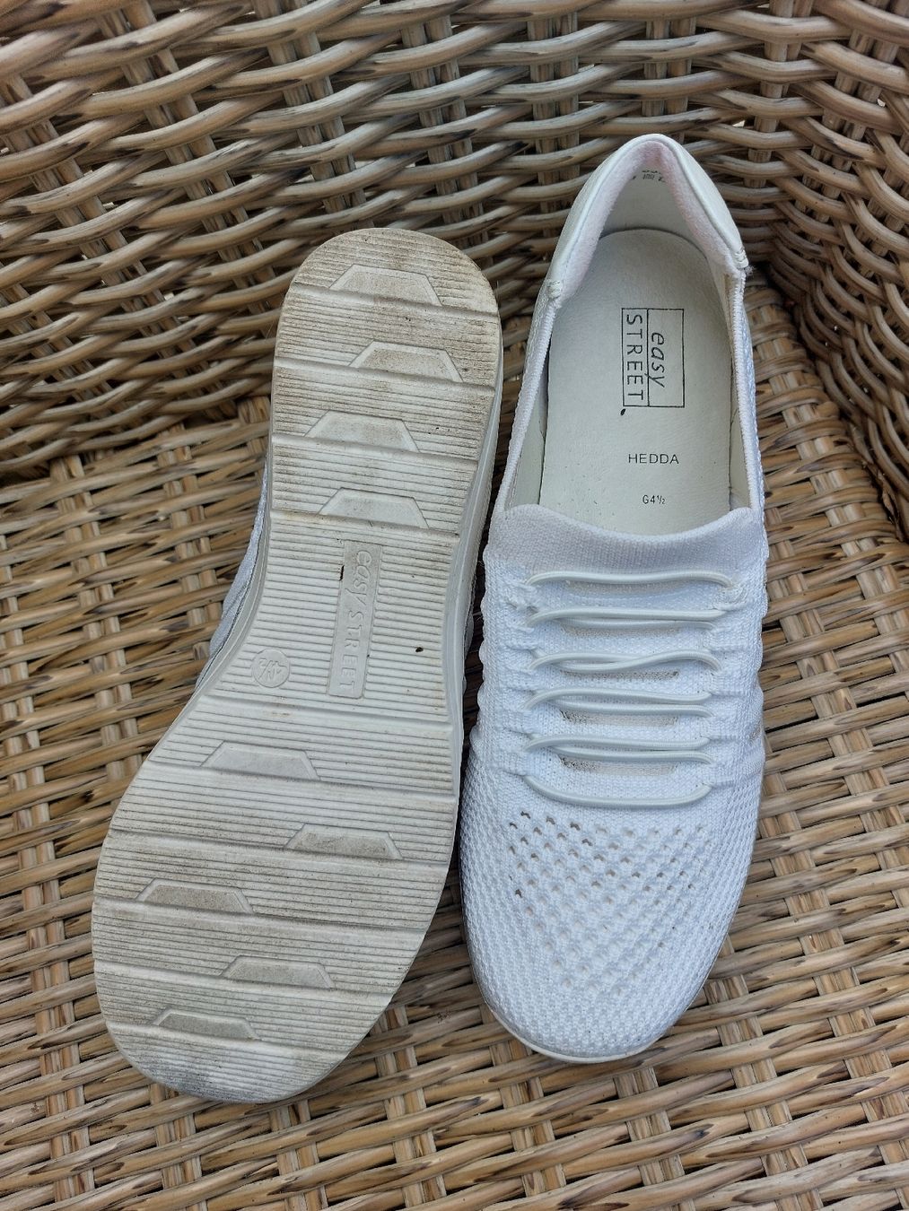 Scarpe da donna: White Sneaker von Easy Street Gr.4,5 -37 – Usato da Balsthal venduto da Trendline55 4
