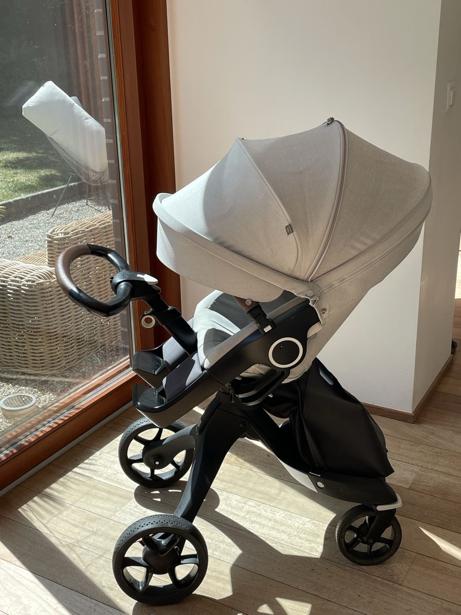 Stokke Kinderwagen: Stokke stroller grey light used – Gebraucht aus Cologny von Jul_ez 1
